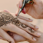 Workshop: Henna with Renda Dabit